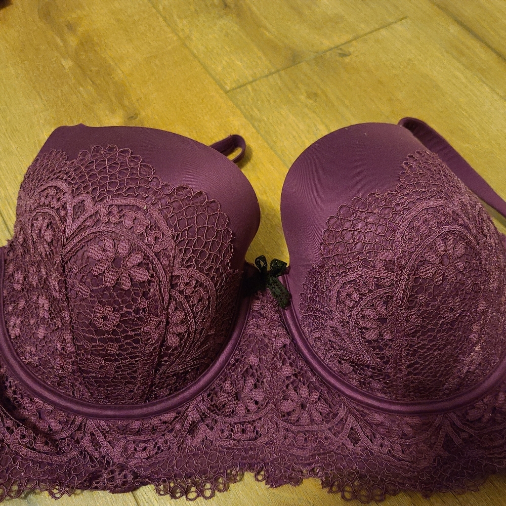 Victoria's secret 38DD